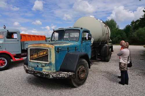 1963 Magirus-Deutz Jupiter HDEL mit Kässbohrer-Aufbau beim Oldtimer-Nutzfahrzeugtreffen 2016 im Kieswerk Ebenhöh