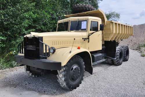 1979 KrAZ 256 beim Oldtimer-Nutzfahrzeugtreffen 2016 im Kieswerk Ebenhöh