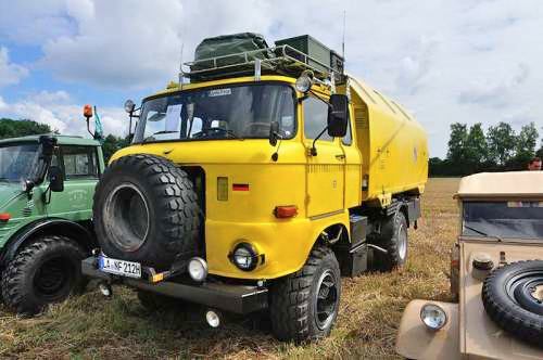 IFA W50 LA beim Oldtimer-Nutzfahrzeugtreffen 2016 im Kieswerk Ebenhöh