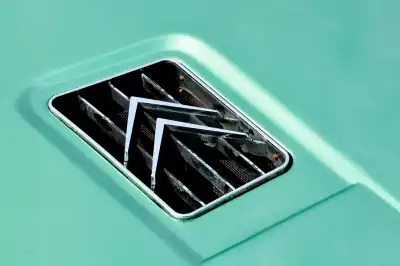 Lufteinlass in der Motorhaube eines 1970 Citroën SM