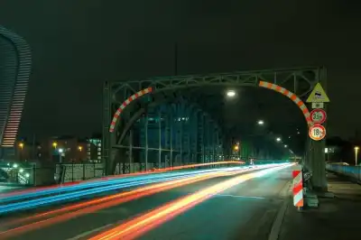 Nachtaufnahma der Hackerbrücke in München