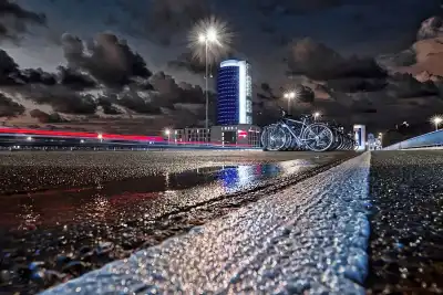 Nachtaufnahme auf der Donnersbergerbrücke in München