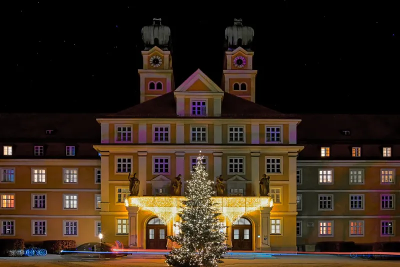 Langzeitbelichtung bei Nacht vom Münchenstift