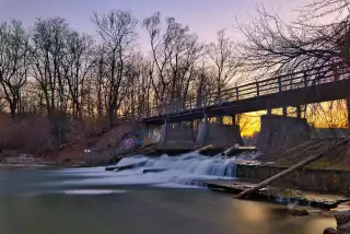 Flauchersteg über die Isar in München