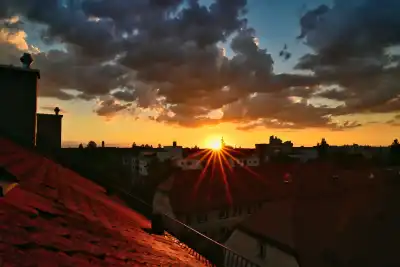 Sonnenuntergang mit Blendenstern